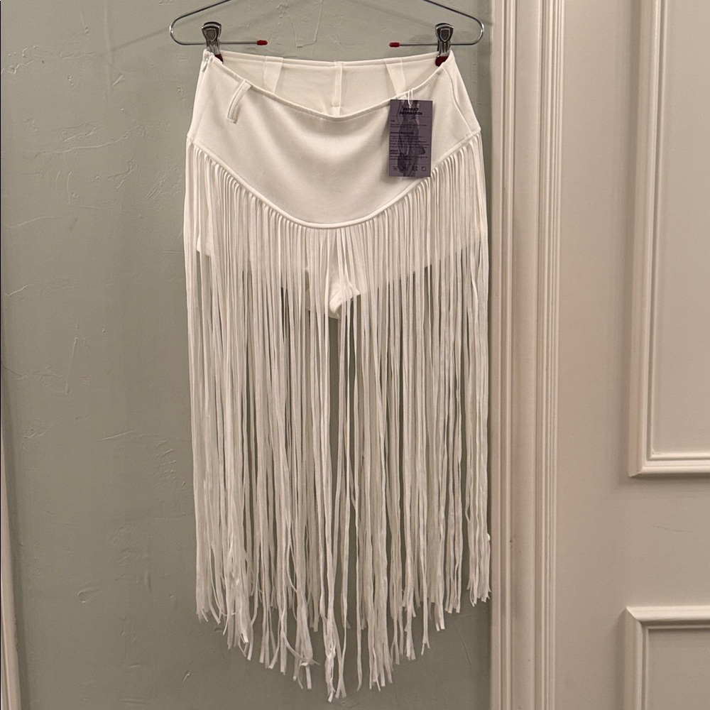 White Fringe Skirt and Vest Set - Picture 5 of 11